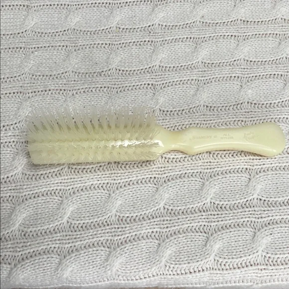 VTG Lady Catherine hairbrush by Stanley ergonomic handle 5 rows nylon bristles - Picture 2 of 13